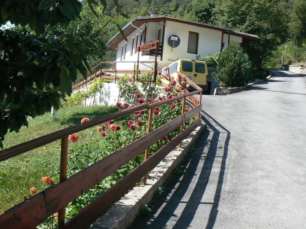 Fisherman'S Hut Family Hotel Beden Bagian luar foto