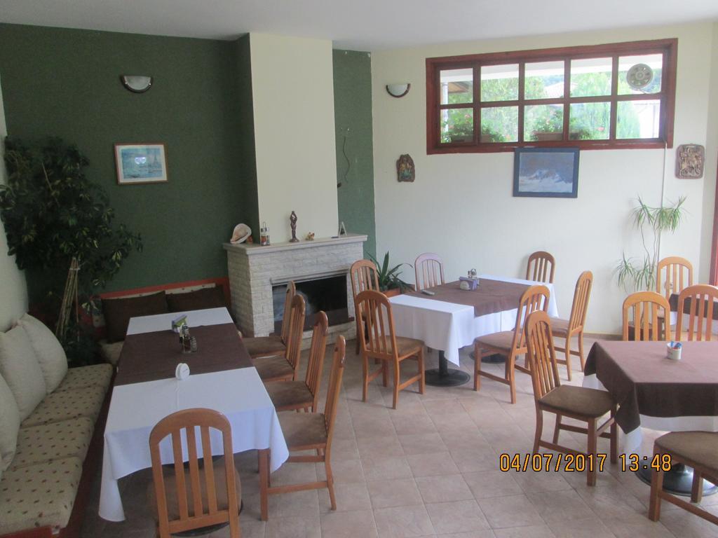 Fisherman'S Hut Family Hotel Beden Bagian luar foto